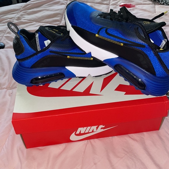 Nike AirMax - Picture 2 of 2